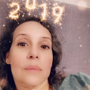 Gabriela Toscano Instagram - Feliz 2019 para todo la gente del Instagram.