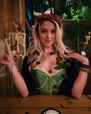 Gage Golightly Instagram - From Mother Nature to möthērf⭐️čkēd in less than 12 hours. Happy Halloweenie #halloween #spookyseason #fullmoon