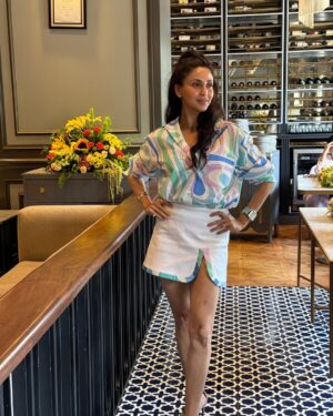 Gautami Kapoor Instagram - *Summer Vibes for the Quirky Fun Lady!*
Meet the incomparable @gautamikapoor , known for her offbeat charm and unique sense of style!

For her summer look, created a hairstyle that’s as quirky and fun as she is!

#gautamikapoor #celebritystyle #indiancelebrity #gautamikapoorfanforever #celebrityhairstylist #bollywood #bollywoodactoractress