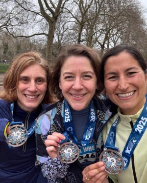 Gemma Whelan Instagram - Did it! @winterrunseries that was such a great event - loved every minute...! Ran for my darling dad🏃‍♀️ 🧡