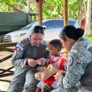 Geneva Cruz Instagram - Coastal Clean Up Drive Activity, Quezon Beach, Patikul, Sulu, Philippines with the @philairforce. 🫡🇵🇭💚 #islandgirltravelerph 

#sgtgenevacruzpafr 
#servicemenandwomen 
#purpose #PAFR 
#lovethephilippines