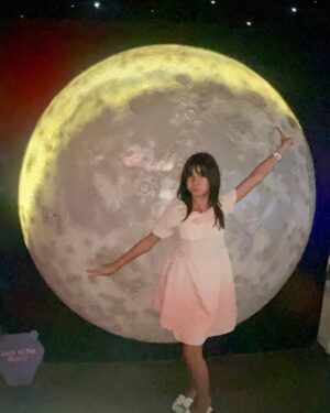 Geneva Cruz Instagram - In a world where jobs and responsibilities dominate our lives, it feels freeing to occasionally let our inner child come out and play. ☺️💚 #themindmuseum #latepost