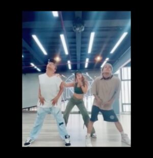 Geneva Cruz Instagram - Got to play with @dgrind_kylalilalu and @dgrind_robin at @dgrindstudioofsuccess. 💚 #danceclass #dgrindofficial #genevacruz #genevolutionconcert 

#dgrindstudioofsuccess 
#genevacruzlive 
#genevacruzootd