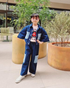 Gi So-you Instagram - #제품제공
ㆍ
ㆍ
곧 개학이다~~~♡
소유의  신학기룩은 KENZO 👕 👖 🎒 
ㆍ
ㆍ
@kenzokids_official
ㆍ
ㆍ
ㆍ
ㆍ
ㆍ
ㆍ
ㆍ
본 포스팅은 롯데 GFR로부터 제공받아 솔직하게 작성하였습니다
ㆍ
#겐조키즈#kenzokids #키즈브랜드#키즈옷#신학기룩#명품아동복#명품키즈#키즈옷추천#키즈선물#아동복추천#아동복#키즈스타일링#키즈룩#럭셔리키즈
#기소유#신학기룩👕👚 #센스쟁이❤️