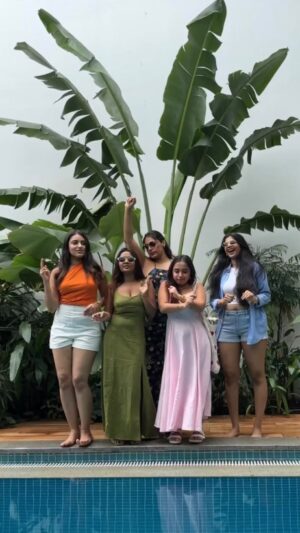 Gopali Tiwari Instagram - Unforgettable trip w @stay.elivaas 🏡🏖️ 

Had the best stay with amazing pool, great scenic forest view and cozy bed. The property was very well maintained and clean 🛁🌴

Comment 🏝️ to manifest a Goa trip with your girls!