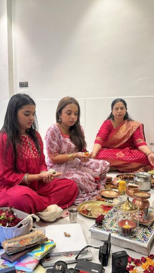 Gopali Tiwari Instagram - Happy Diwali 🪔 
Apne kya kia is diwali✨