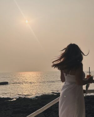 Gopali Tiwari Instagram - Took a break from making videos, ese this was my first official trip where I did not vlog at all or made a video khafi weird feeling thi🙈

Overexcited gopali was trying to slow down and live in the moment🎀