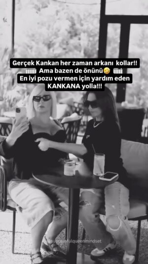Hale Caneroğlu Instagram - Instagram için fotoğraf çekmeye çalışırken sana yardım etmeye çalışan kankana yolla🤣🤣🤣🤣

#Motivasyon #komikvideolar #halecaneroğlu #sendeğişdünyandeğişsin