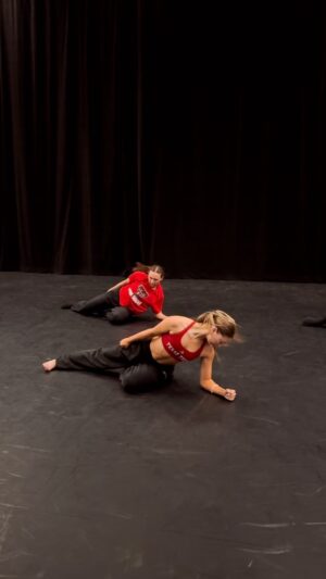 Hannah Colin Instagram - tell them. 

@dakotalapenna & @brettlyn_bennett killed this choreo ❤️‍🔥