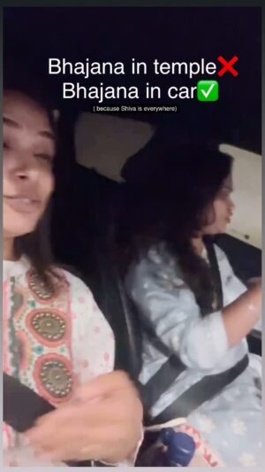 Hari Teja Instagram - Siblings who share similar music taste is a pure blessing🙏🏼

Har Har Mahadev🙏🏼

#harharmahadev🙏🌿🕉️ #siblingslove #music #divine
