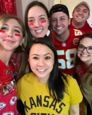 Heidi Gardner Instagram - I LOVE YOU CHIEFS and I think you’re the best ❤️💛❤️ sending you all my love and luck today ✨✨✨✨✨✨✨✨✨✨✨✨✨