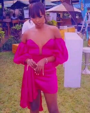 Hellen Lukoma Instagram - Tbt 
Njakufumba 
Subscribe to my YouTube channel hellen lukoma 
HL
BLACKBARBIE