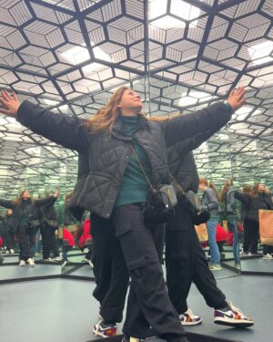 Hina Altaf Instagram - Museum of illusions with rain and wind ! ♥️🎀 Exactly what I wanted ❄️