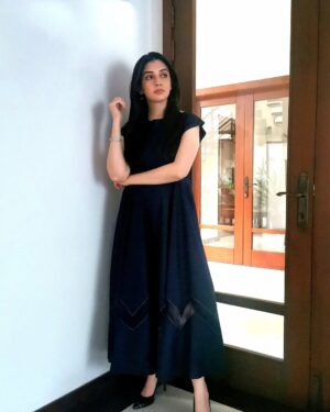 Hina Javed Instagram - Dress:@velour_officialpk