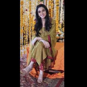 Hina Javed Instagram - On the sets of eid play Mast Muhabbat

@7thskyentertainment  @tasneemsadafofficial
