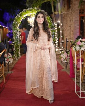 Hina Javed Instagram - 💖💖
Styled by @ebrahimjaliawala
Outfit @azureofficial.pk
Jewellery @bukhari_accessories

@showcasefilmsglobal