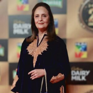 Hina Khawaja Bayat Instagram - 20 years of Hum Tv....
What a journey.... 💖

#hum20thanniversary #humtv #celebration #memories #magic #pakistani #drama