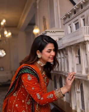 Hira Soomro Instagram - 🧡……… 

@yasirmughalofficial 
@faiziweddingtales
@royalpalacevenue