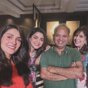 Hira Soomro Instagram - #humraaz #cutestfamily 🤍 
#comingsoon