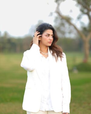 Hira Soomro Instagram - @areebaziz960 
@zara shirt 
@lamaretail coat 
@khaadi pants
@outfitters_pk  shoes 
@sheinofficial  jewels