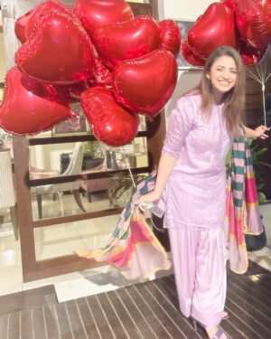 Hira Soomro Instagram - Mjhko bhulana nhi !!!!