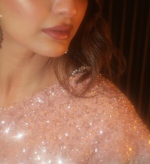 Hira Soomro Instagram - 📸 @photodoctor.official 
👗 @mehlazofficial