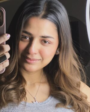 Hira Soomro Instagram - Don’t you love me 😈