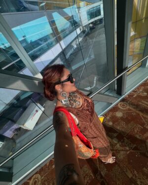 Hritu Zee Instagram - Fashion rooted in tradition.
 Traditional twist, modern charm.