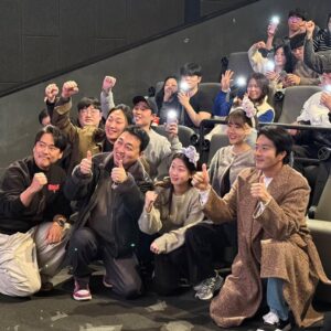 Hwang Woo-seul-hye Instagram - 가지  마. 🤣  소중한 편지들과 응원에 하루하루 감사한 마음 뿐입니다.  다시한번 더 히트맨 사랑해주셔서 고맙습니다. 🙏🥹💕