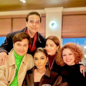 Iffat Rahim Instagram - An amazing evening well spent with my lovely friends.  Thank you @iffatomarofficial for a fab dinner & wonderful time. Lovely catching up with @nattyaika @alinabbashah @qasimyar #asimyartiwana
