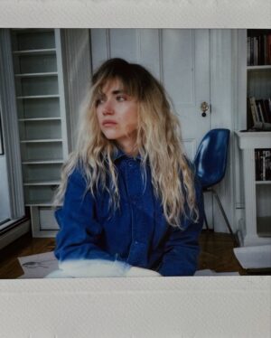 Imogen Poots Instagram - bts with the gifted artist / actor @impoots @misery_pocket in her brooklyn studio #moretocome 🤍🤍🤍 #imogenpoots