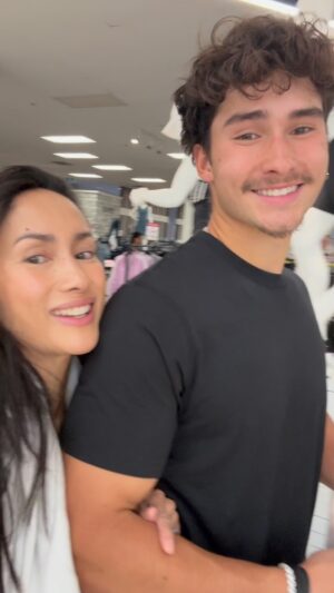 Ina Raymundo Instagram - Hello from my Kuya @jakobpoturnak 😁 #myonlysonshine #JakobPot