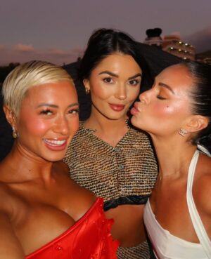 India Reynolds Instagram - Girls night ❤️🍒🍓