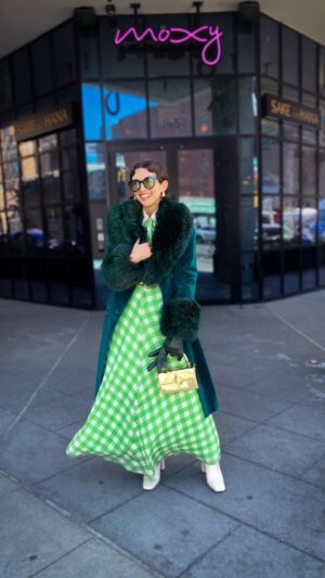 India de Beaufort Instagram - On my way to the @twpclothing show at #nyfw wearing @alemais.official and vintage finds ♥️ #streetstyle #fashion #vintagestyle #maximaliststyle