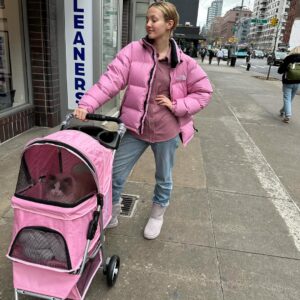 Iris Apatow Instagram - 🩵🩵