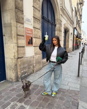 Isabeau Delatour Instagram - Mon look favoris de toute l'année !!! Pas vous ?? 💚 
( la dernière photo 🥹🥹😭)