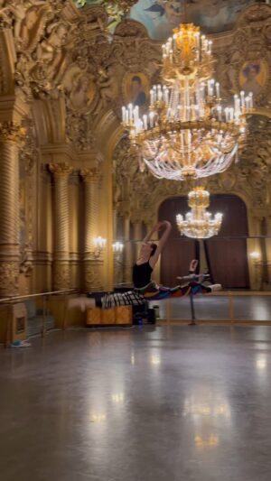 Isabella Boylston Instagram - still the most gorgeous studio I’ve ever set foot in 😍