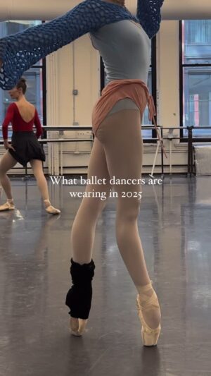 Isabella Boylston Instagram - ABT always delivers the fits. Inspo from the beautiful @belle_urwin of Australian Ballet