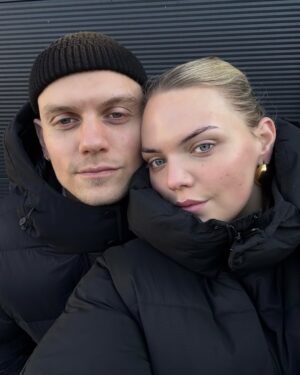 Isadee Jansen Instagram - winterdagen — wie heeft een goede film tip? 🤍