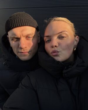Isadee Jansen Instagram - winterdagen — wie heeft een goede film tip? 🤍