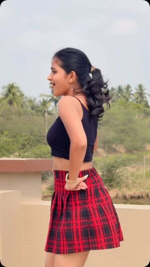 Ishwari Panda Instagram - Nali Amba ❤️🤣 #dance #dancereel #reeitfeelit #reels #reelsofinstagram #reelsindia #reelkarofeelkaro #reelsoftheday #funny #fun #funnyvideos #comedy #comedyvideos😂 #expression #dailypost #odia #odiareelsvideo #odiamuser #viralreelsvideo #viralvideo #viral