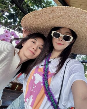 Ivy Shao Instagram - 花花草草陽光好🌸🌼🌿🌿☀️