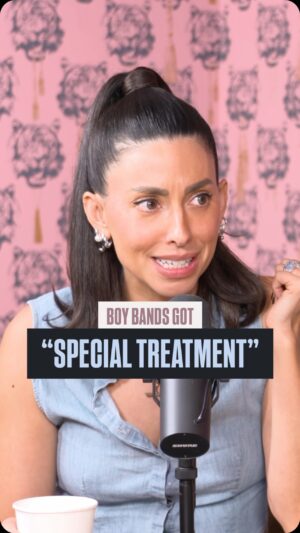 Jade Catta-Preta Instagram - A lot of female artists were mistreated around this time!!

Check out our FULL episode over on YouTube! Link in bio 🔗🔗

#rivals #youtube #podcast #fullepisode #comedy #90s #backstreetboys #nsync #1990s #music