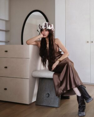 Janie Tienphosuwan Instagram - “ I’m living my dream life “