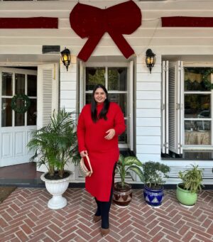 Jasmine Sidhu Instagram - Santa clause is coming 🎅🏻🎄

.
.
.
.
#christmastime #dayout #christmas #christmasdecor #christmas2024 
#merrychristmas #chandigarh #snowday