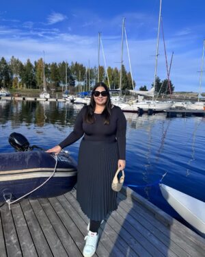 Jasmine Sidhu Instagram - Wrapping up the year with love and laughter! ❤️

(December in Norway, Norway holidays, aurora lights)