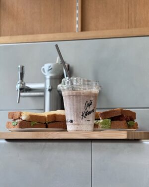 Jasmine Sidhu Instagram - I once went to Paris and never came back ✨🌟🤍

.
.
.
.
.
#jazzfoodtravelshop #parisfrance #parisfood #pariscoffee #parisfoodie #coffee #coffeetime #kitsuné #cafekitsune
