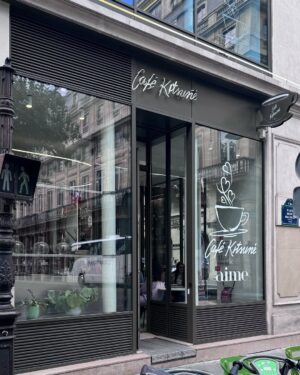 Jasmine Sidhu Instagram - I once went to Paris and never came back ✨🌟🤍

.
.
.
.
.
#jazzfoodtravelshop #parisfrance #parisfood #pariscoffee #parisfoodie #coffee #coffeetime #kitsuné #cafekitsune