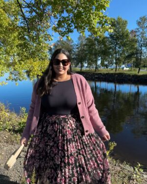 Jasmine Sidhu Instagram - Autumn skies and pumpkin pies! 🍂 

(Norway, Norwegian Autumn,gjovik,Gjovik)
