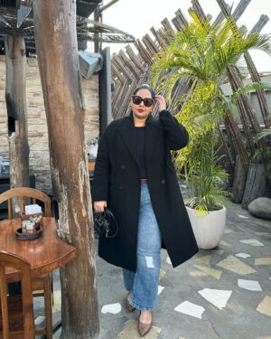 Jasmine Sidhu Instagram - Counting down the days until summer adventures begin, Kithe Rehge? 🌞

(Plus-size, Plus-size clothing , Chandigarh blogger)
